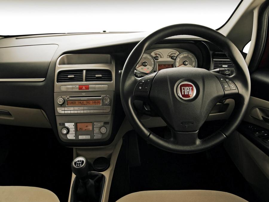  Fiat Linea 2009 года  (ZA) (фото 16 из 16)